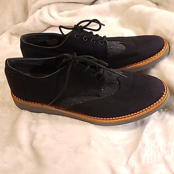 Size 10.5 TOMS Brogue Contrast Wingtip Derby - Picture 4 of 9